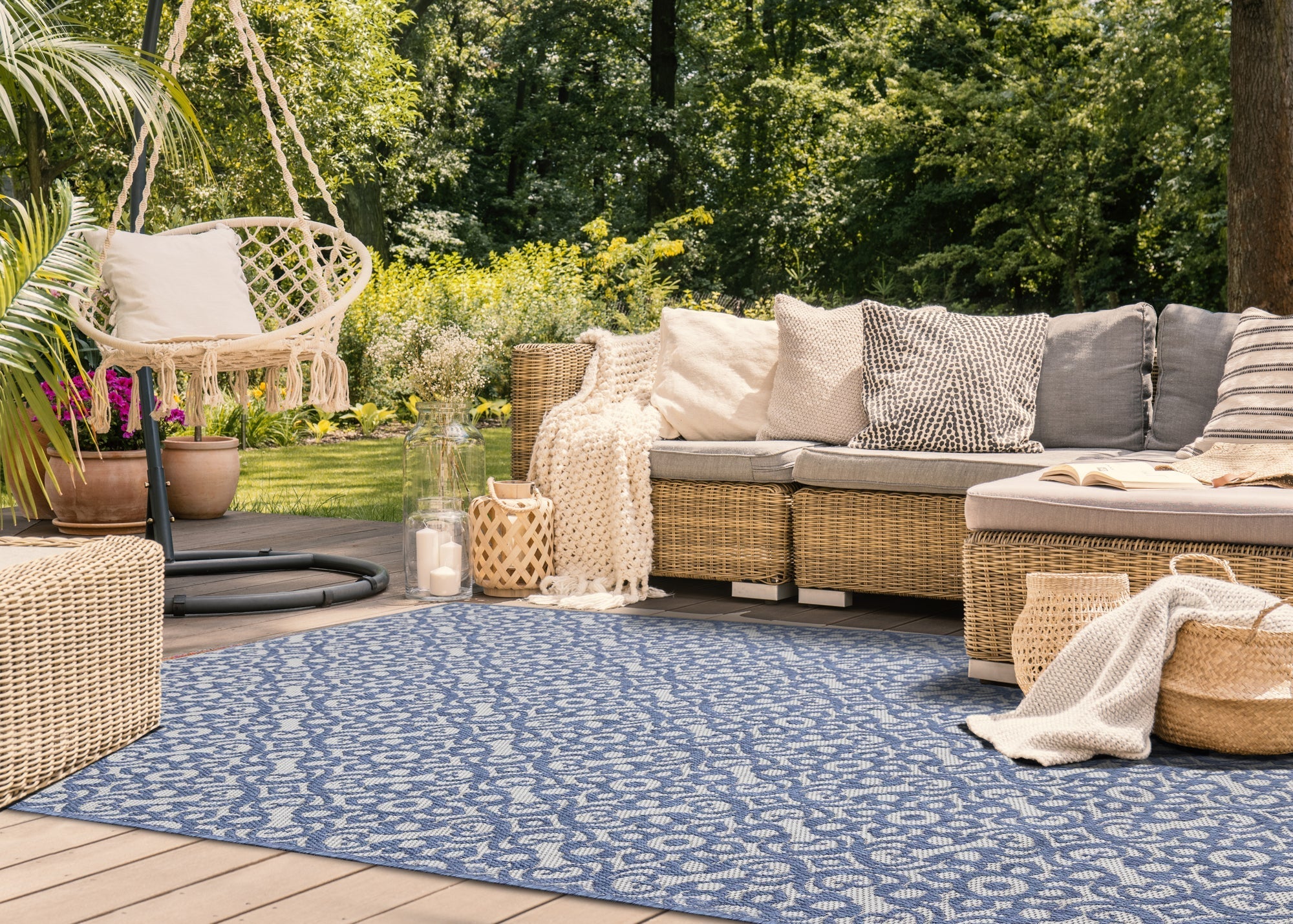 Outdoor rug store canada